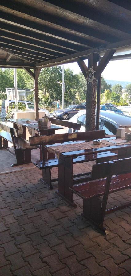 Guest Rooms Venera Primorsko Exterior photo
